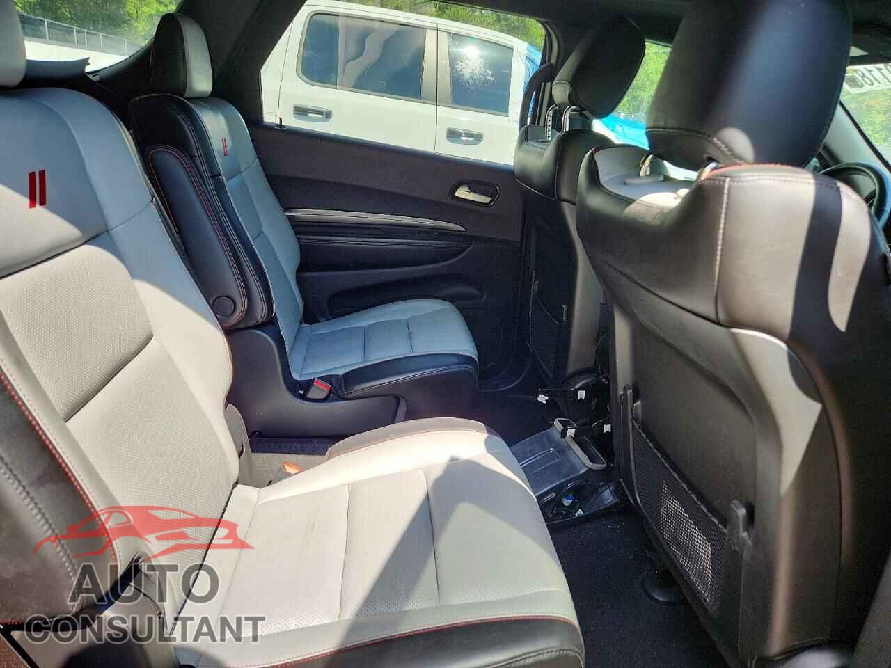 DODGE DURANGO 2023 - 1C4SDHCT6PC671277
