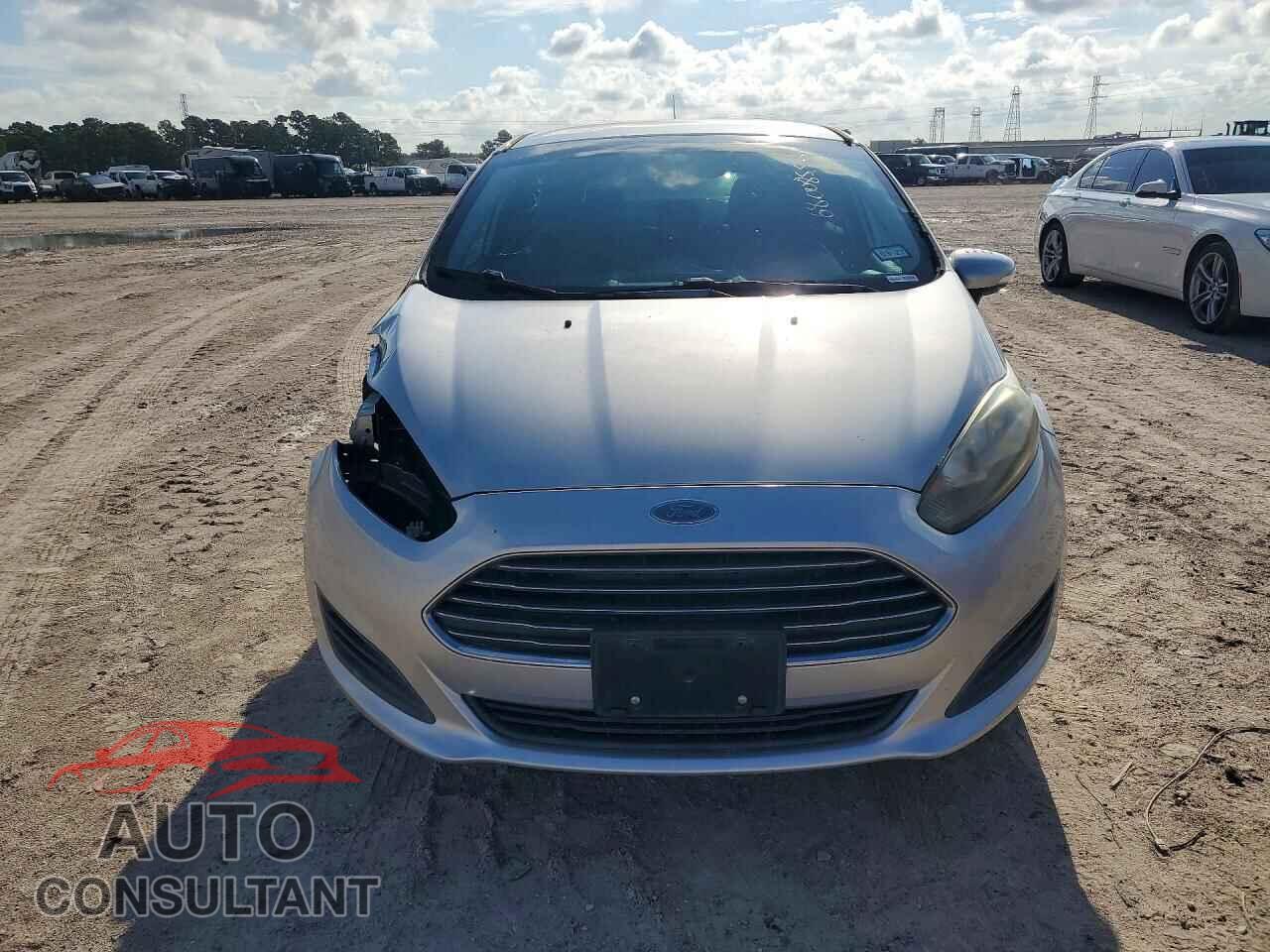 FORD FIESTA 2015 - 3FADP4EJ7FM164671