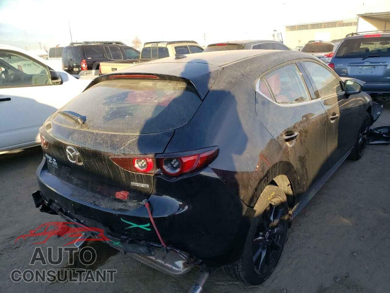 MAZDA 3 2021 - JM1BPBML0M1302375