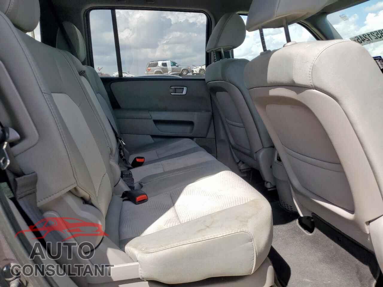 HONDA PILOT 2014 - 5FNYF3H27EB002992
