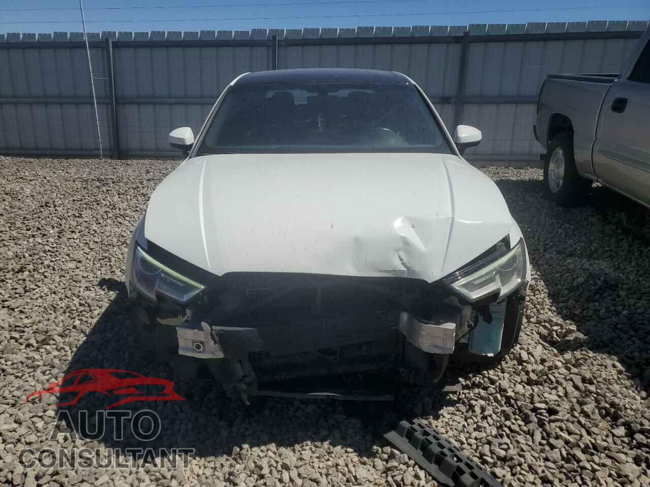 AUDI A3 2018 - WAUB8GFF2J1014724