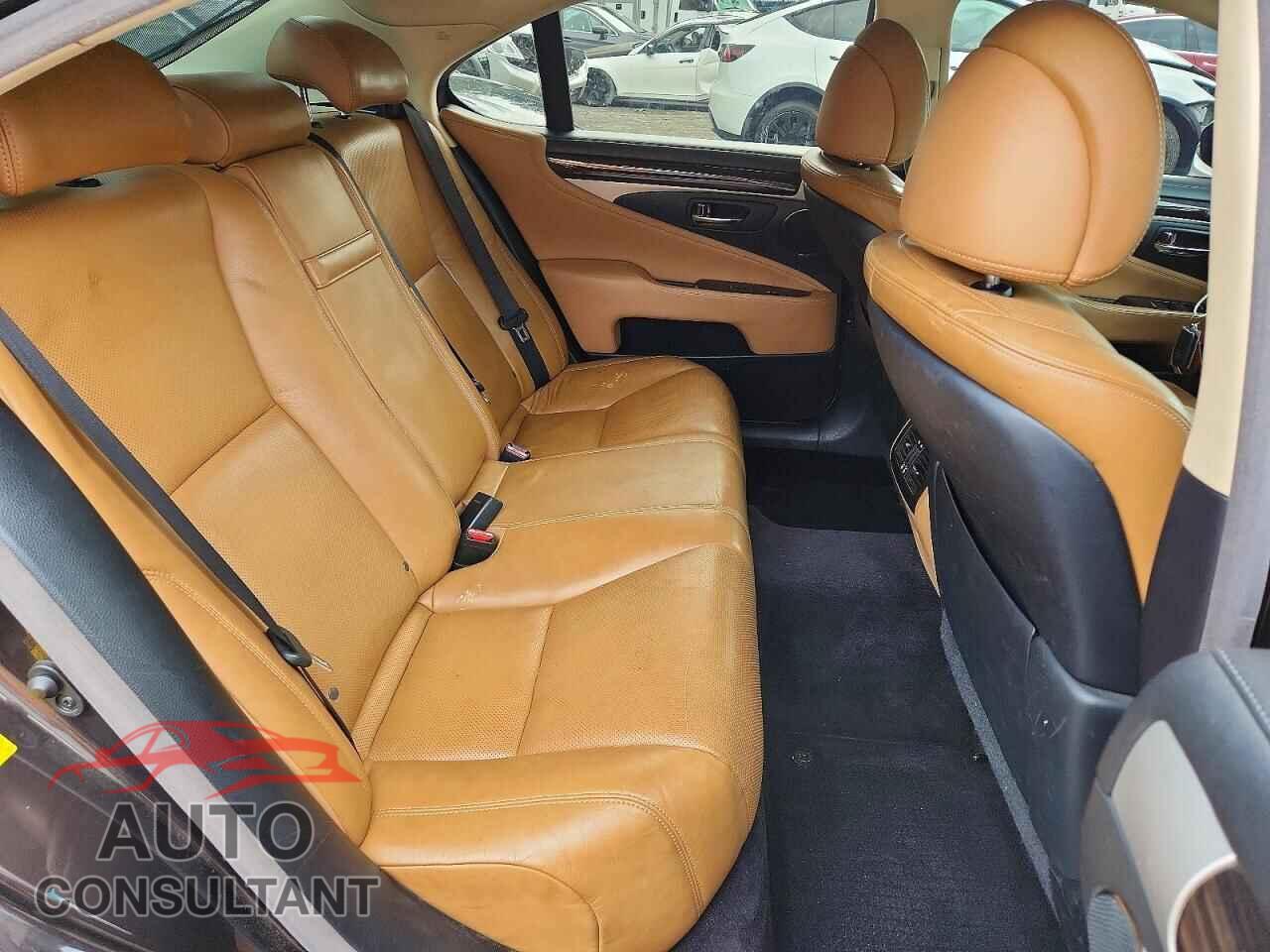LEXUS LS460 2014 - JTHCL5EF6E5022768