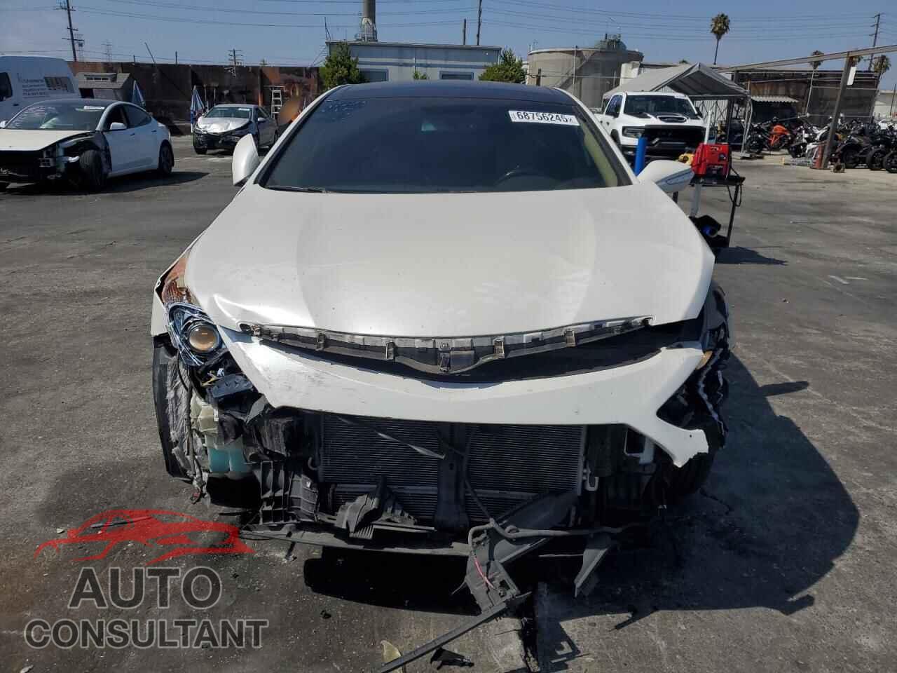 HYUNDAI SONATA 2014 - KMHEC4A42EA105870