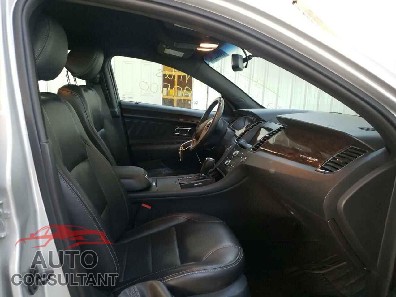 FORD TAURUS 2016 - 1FAHP2F82GG110658