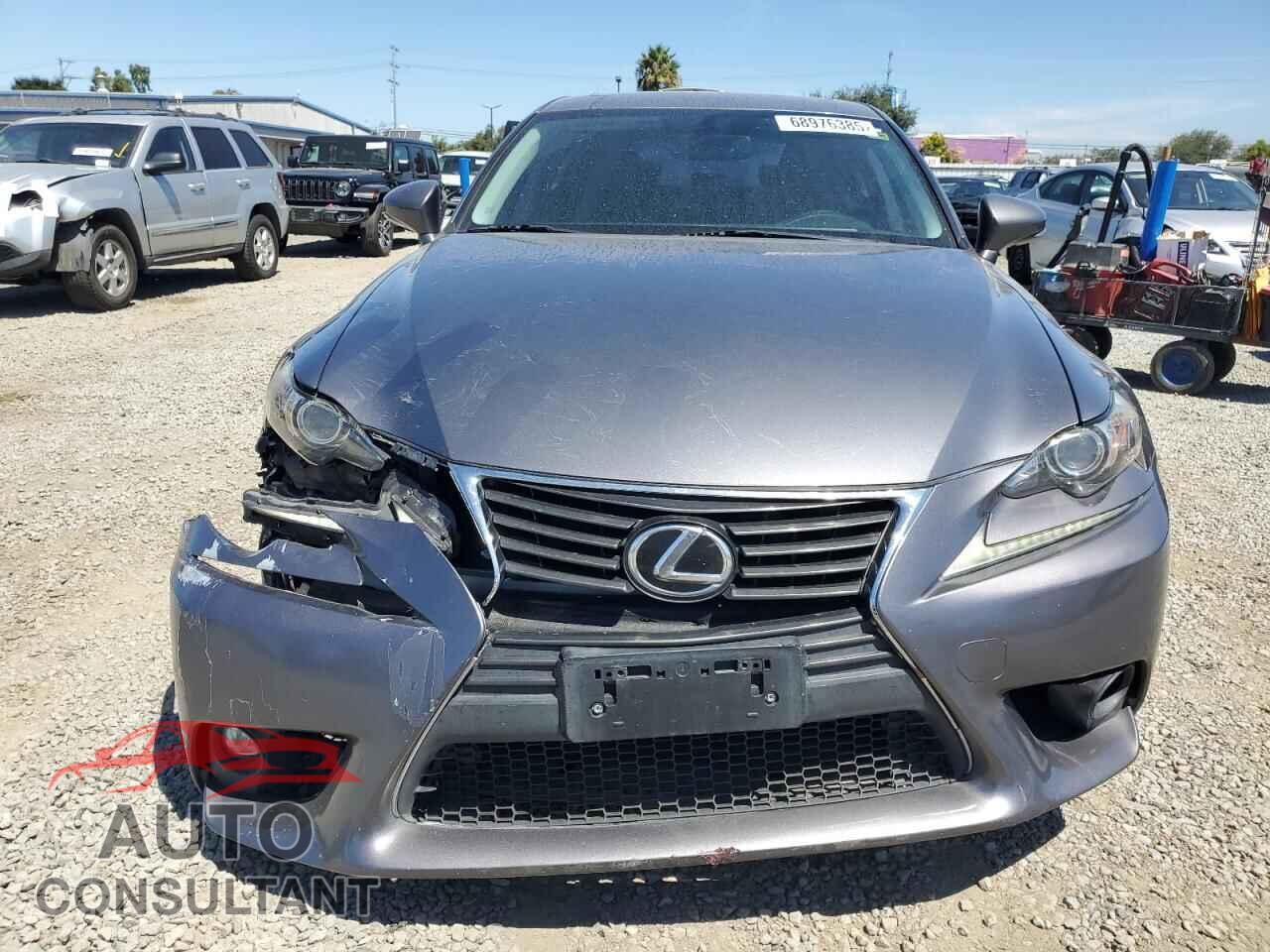 LEXUS IS 2015 - JTHBF1D28F5062829
