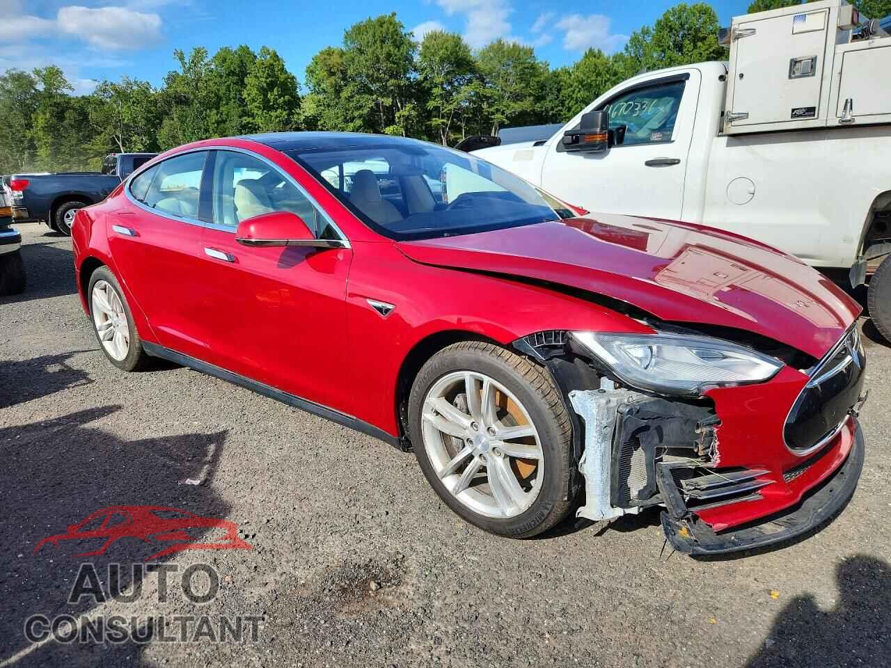TESLA MODEL S 2014 - 5YJSA1H10EFP40262
