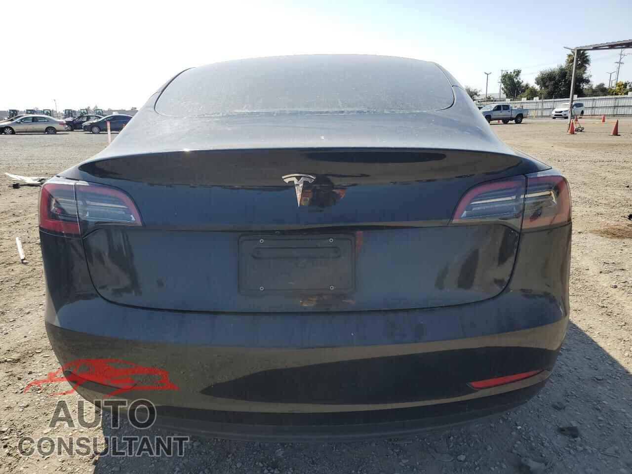 TESLA MODEL 3 2023 - 5YJ3E1EA5PF660505