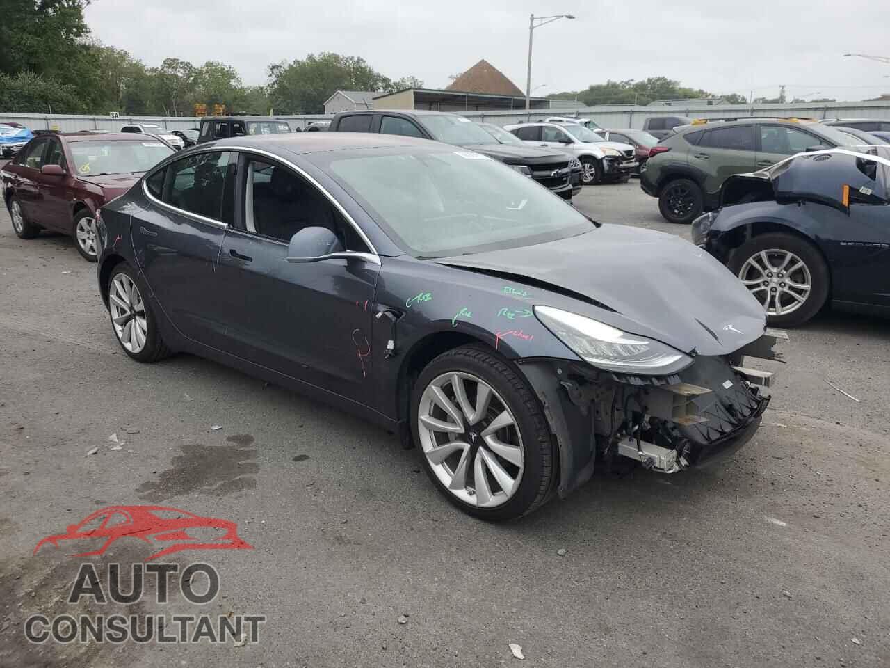 TESLA MODEL 3 2018 - 5YJ3E1EA9JF023835