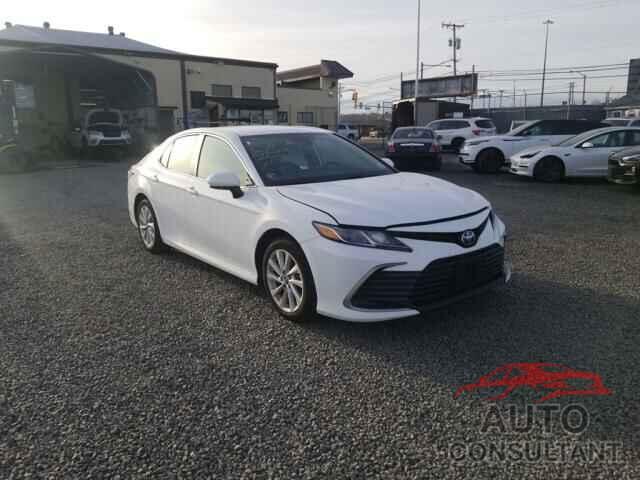TOYOTA CAMRY 2021 - 4T1C11AK0MU539809