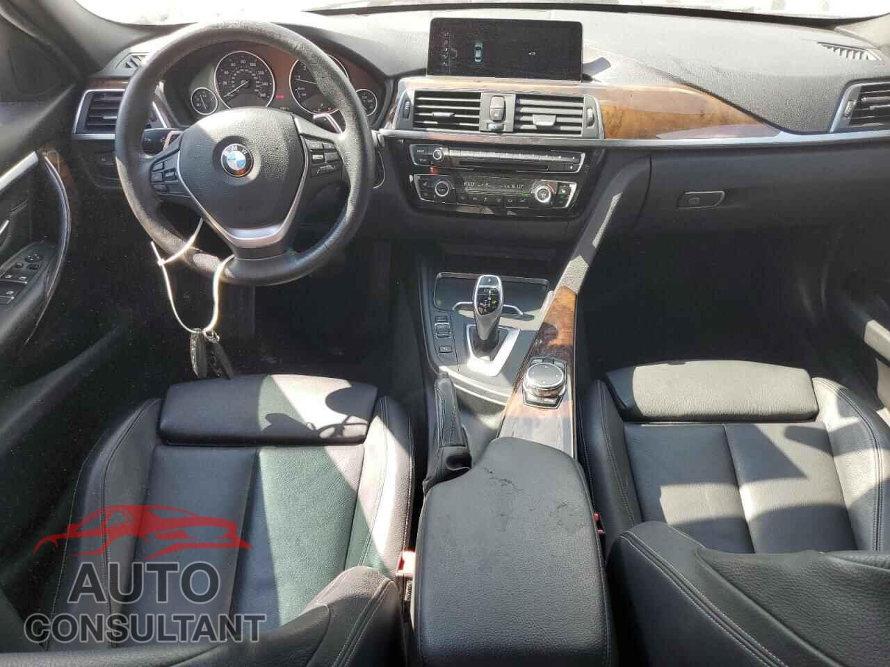BMW 3 SERIES 2017 - WBA8D9G53HNT91105
