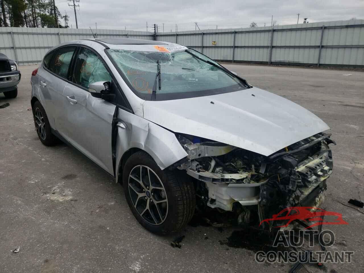 FORD FOCUS 2018 - 1FADP3M26JL284332