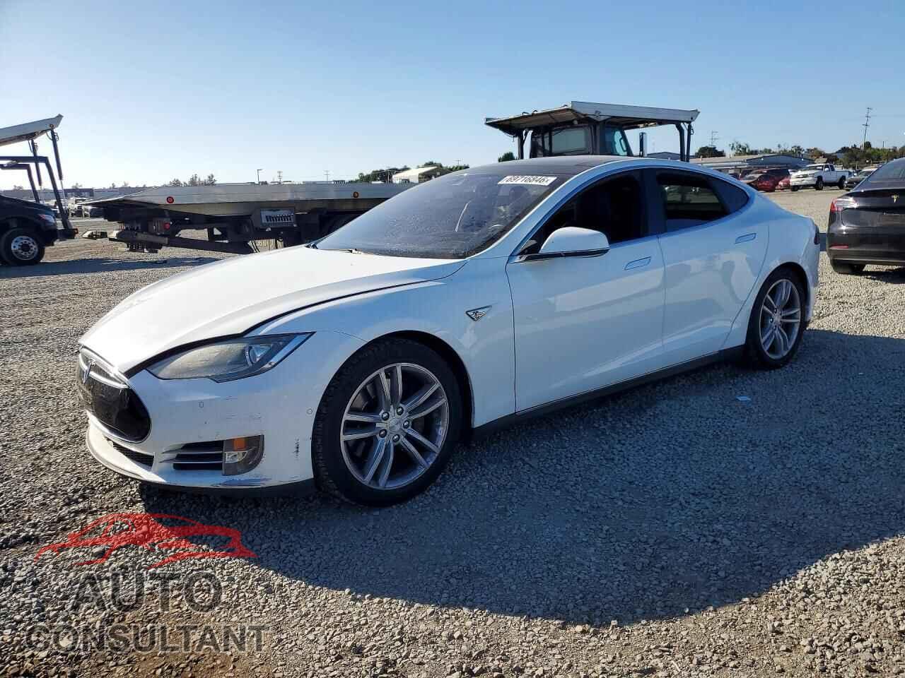 TESLA MODEL S 2014 - 5YJSA1H11EFP63291