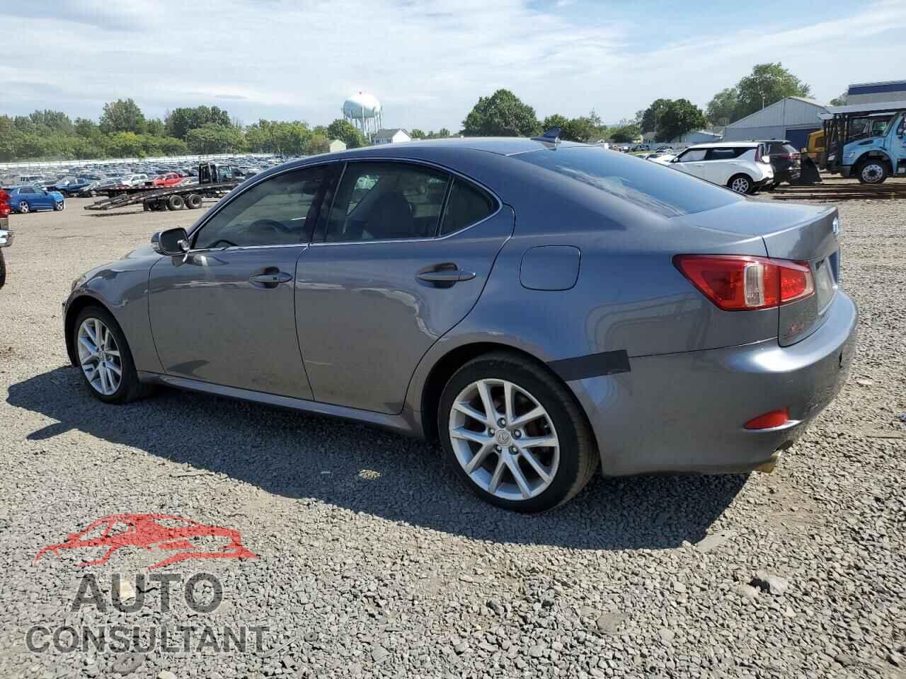 LEXUS IS 2013 - JTHCF5C26D5061480