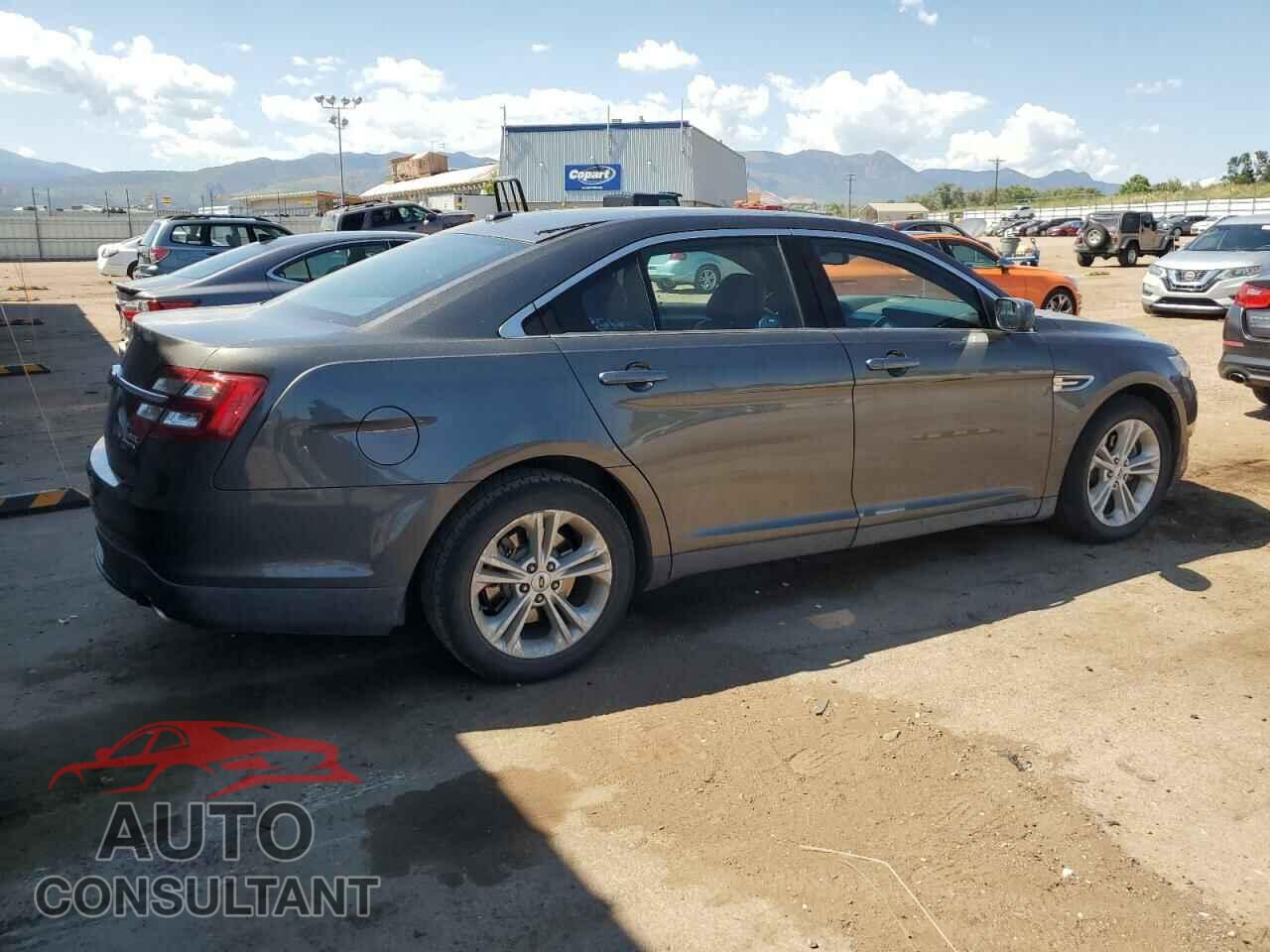 FORD TAURUS 2017 - 1FAHP2E87HG105328