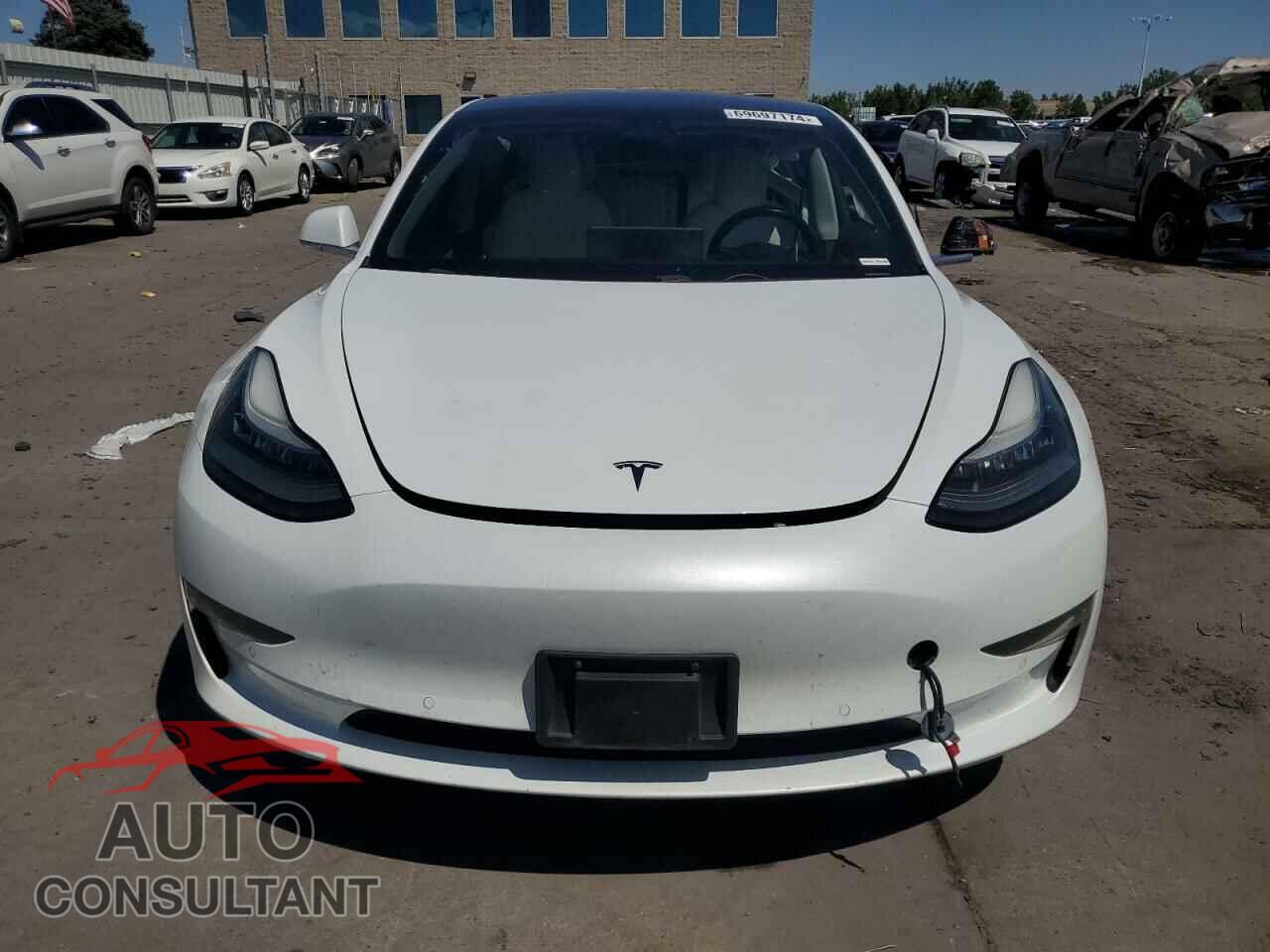 TESLA MODEL 3 2018 - 5YJ3E1EB5JF081434