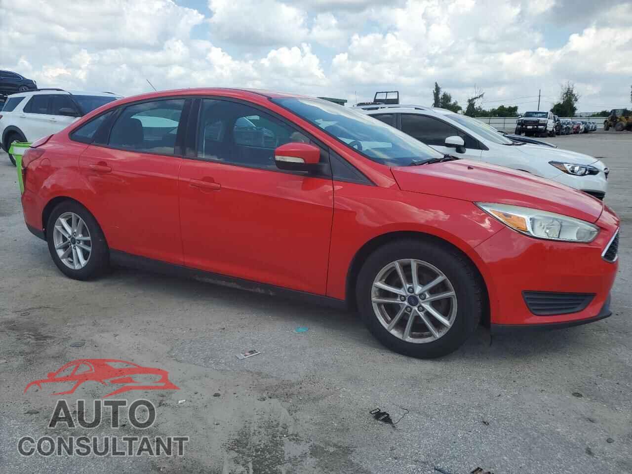 FORD FOCUS 2015 - 1FADP3F29FL317165