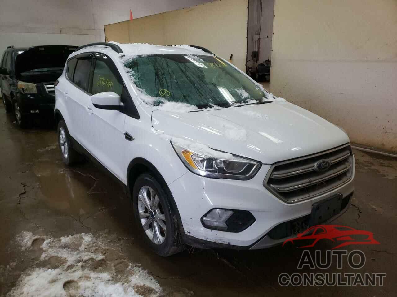 FORD ESCAPE 2017 - 1FMCU9G94HUA25820