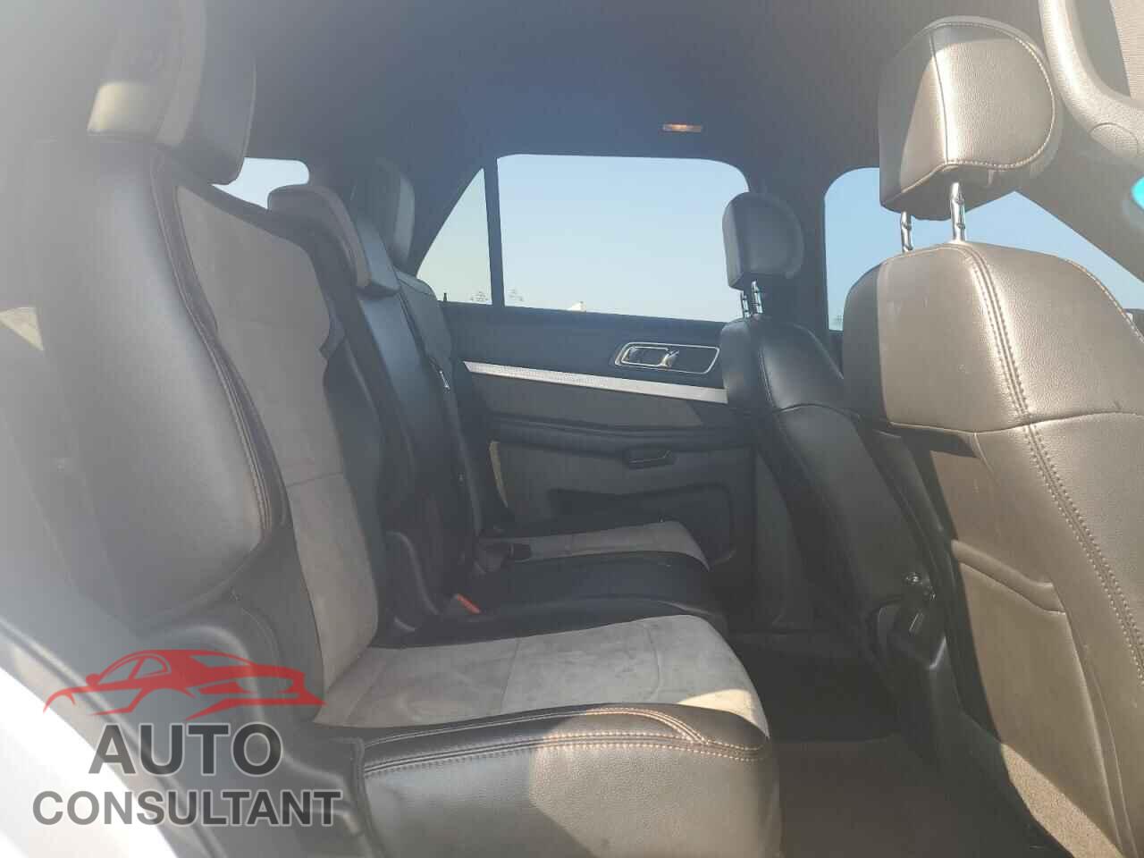 FORD EXPLORER 2017 - 1FM5K8D88HGA97672