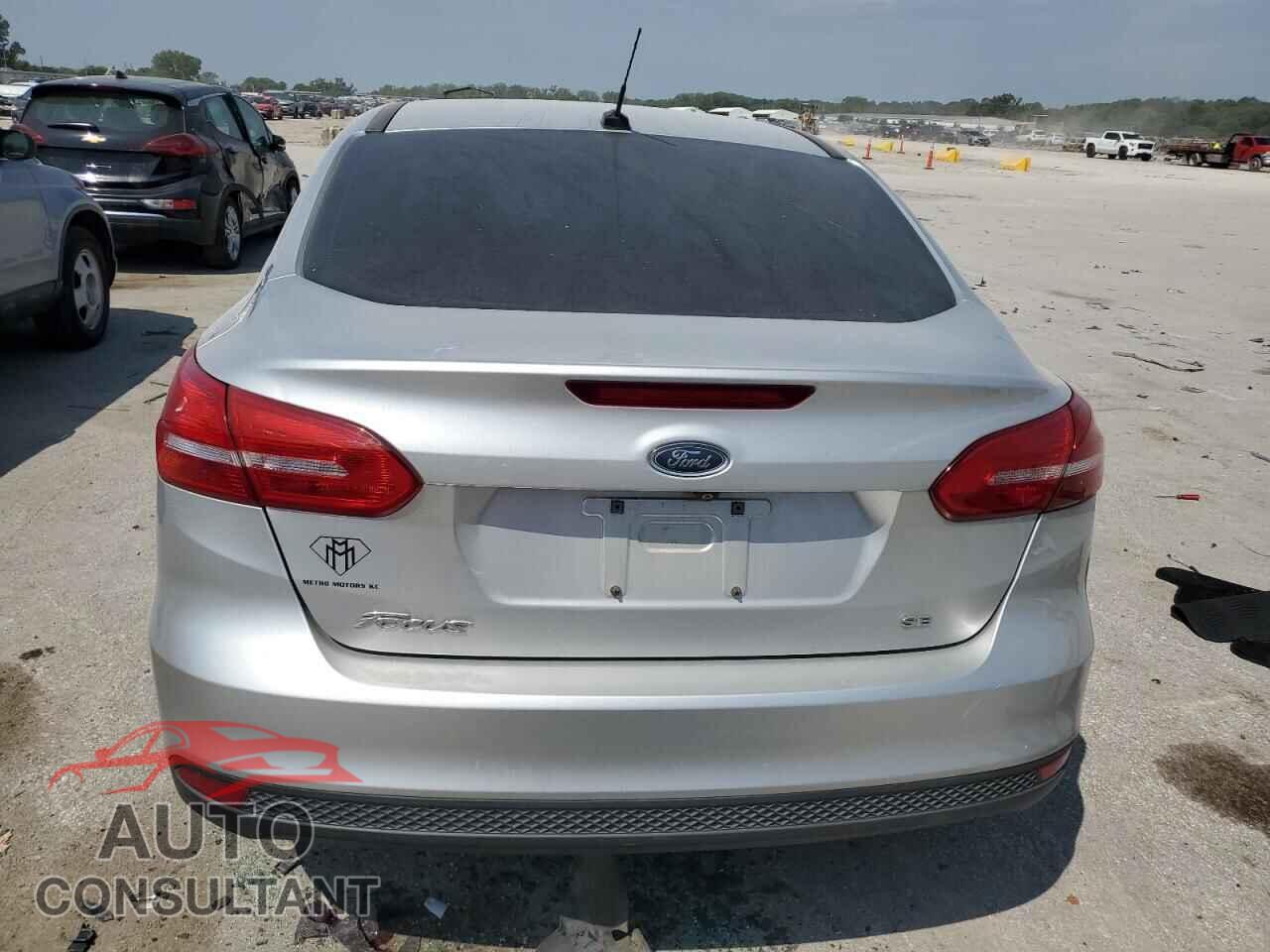 FORD FOCUS 2017 - 1FADP3F22HL267616