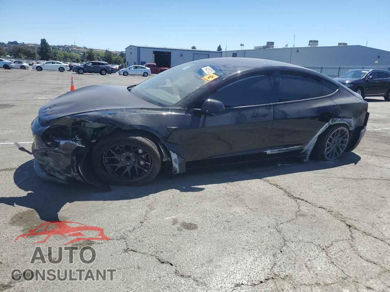 TESLA MODEL 3 2024 - 5YJ3E1EA6RF858139
