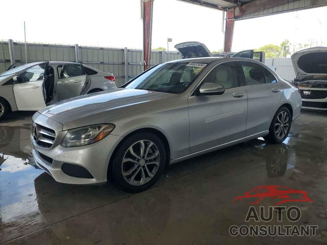MERCEDES-BENZ C-CLASS 2017 - 55SWF4JB7HU205035