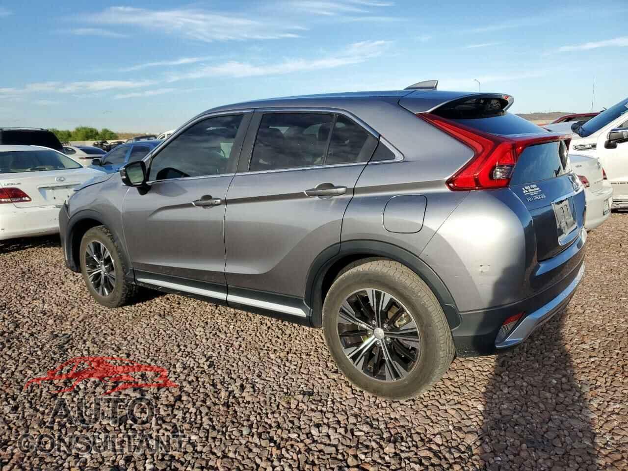 MITSUBISHI ECLIPSE 2018 - JA4AT5AA4JZ062329