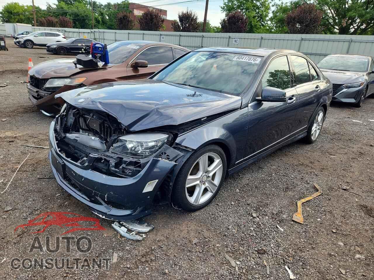 MERCEDES-BENZ C-CLASS 2011 - WDDGF8BB3BR163563