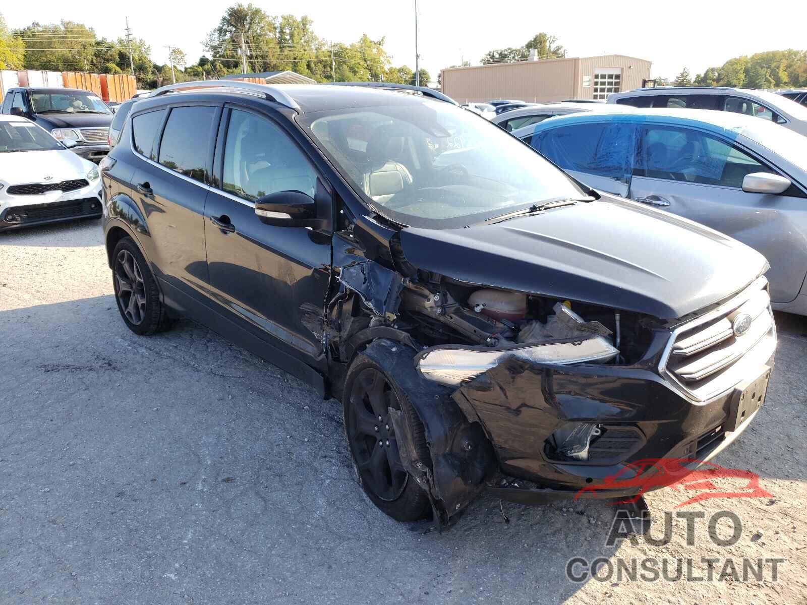 FORD ESCAPE 2017 - 1FMCU9J92HUA33505