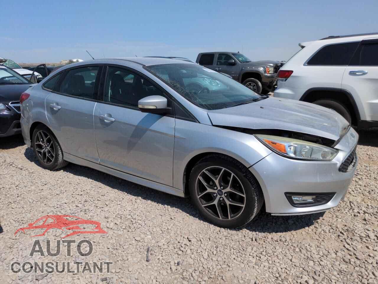 FORD FOCUS 2015 - 1FADP3F28FL324060