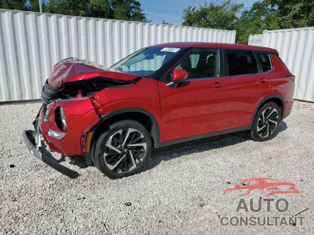 MITSUBISHI OUTLANDER 2023 - JA4J3UA88PZ030306