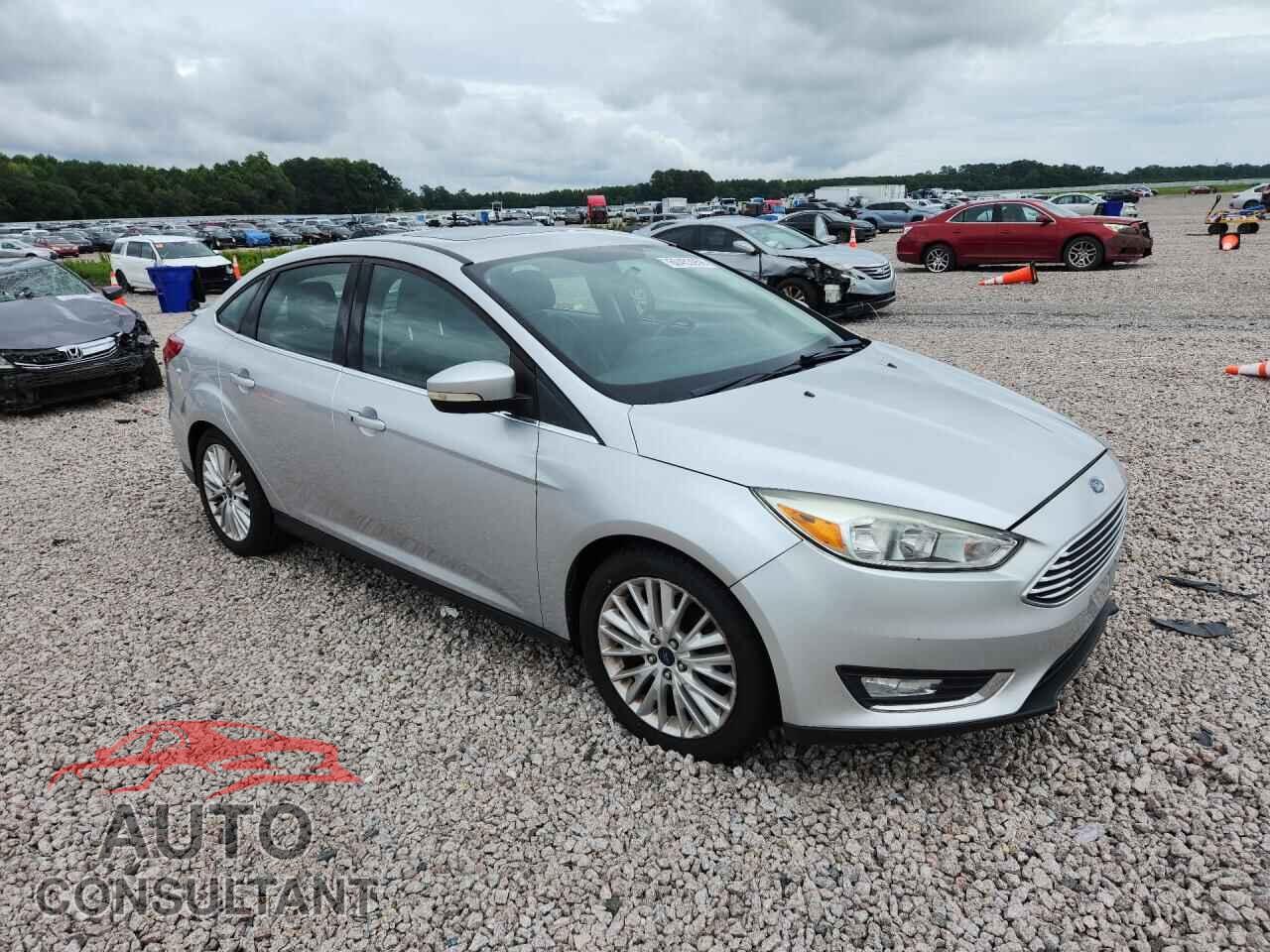 FORD FOCUS 2017 - 1FADP3J20HL229115