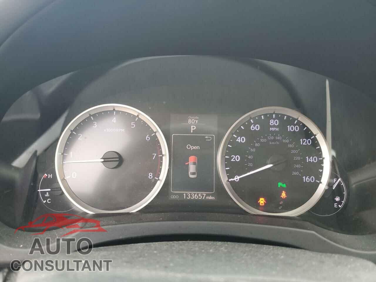 LEXUS IS 2014 - JTHBE1D24E5013824