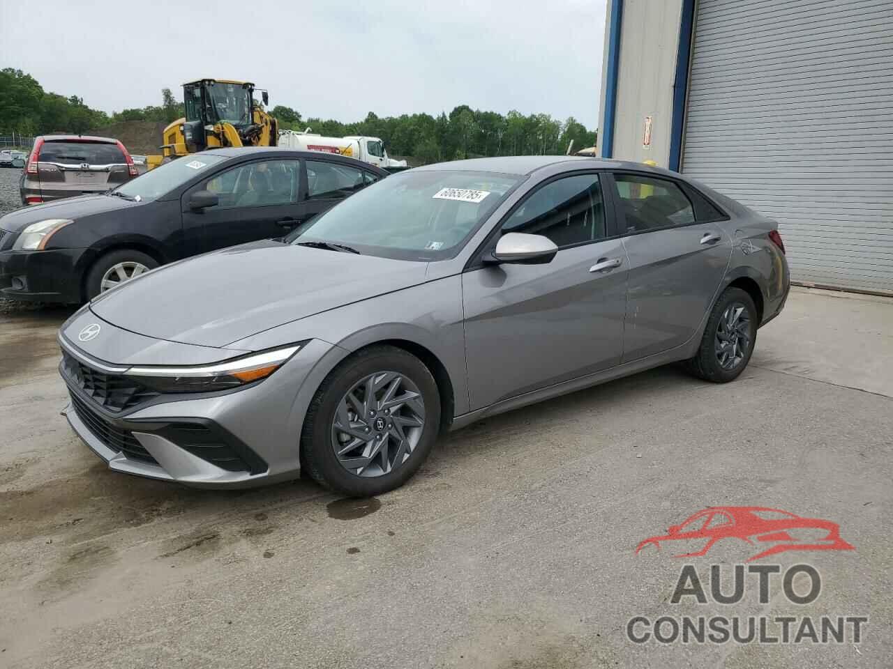 HYUNDAI ELANTRA 2024 - KMHLM4DG2RU756964