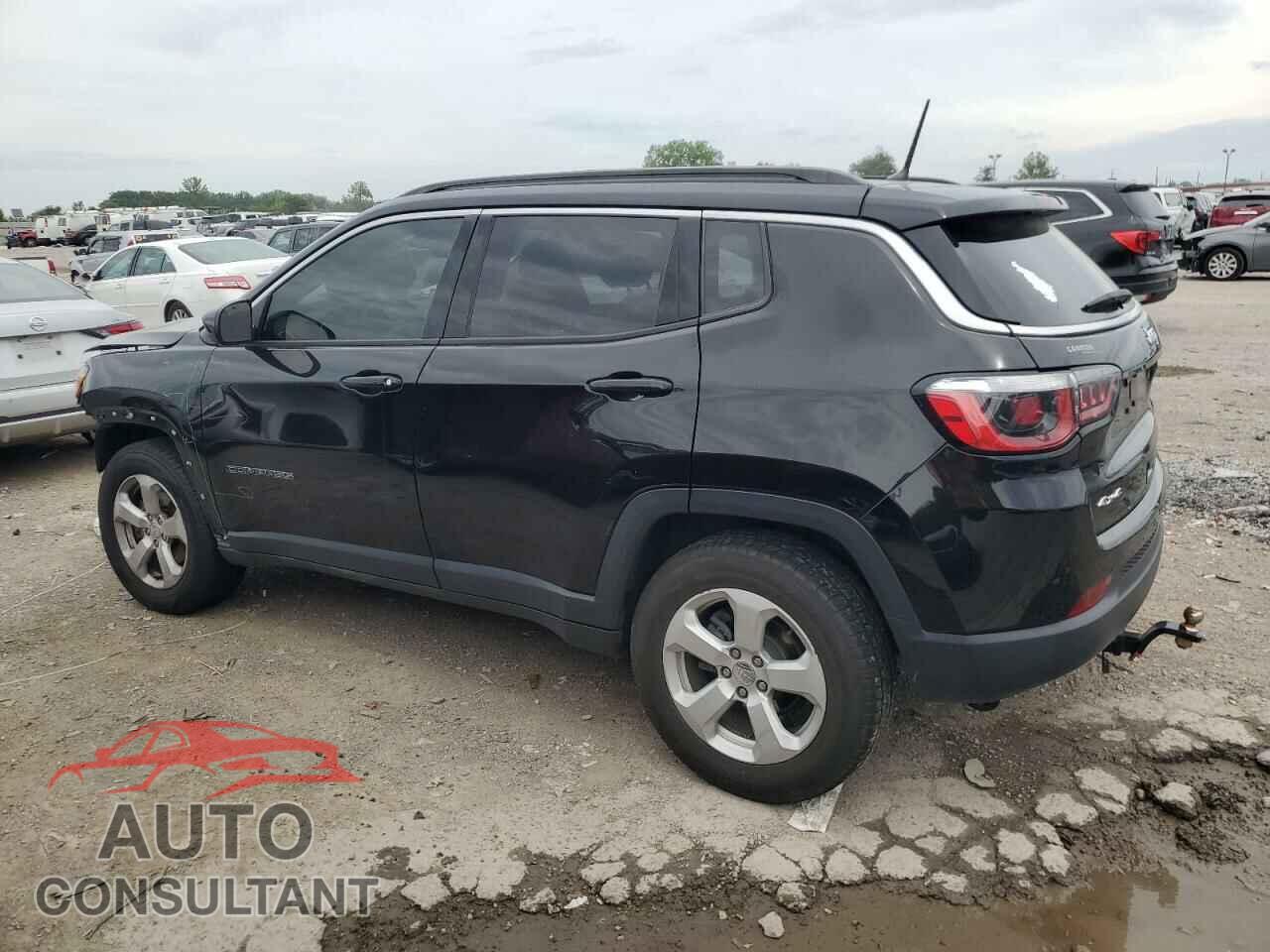 JEEP COMPASS 2018 - 3C4NJDBB7JT360685