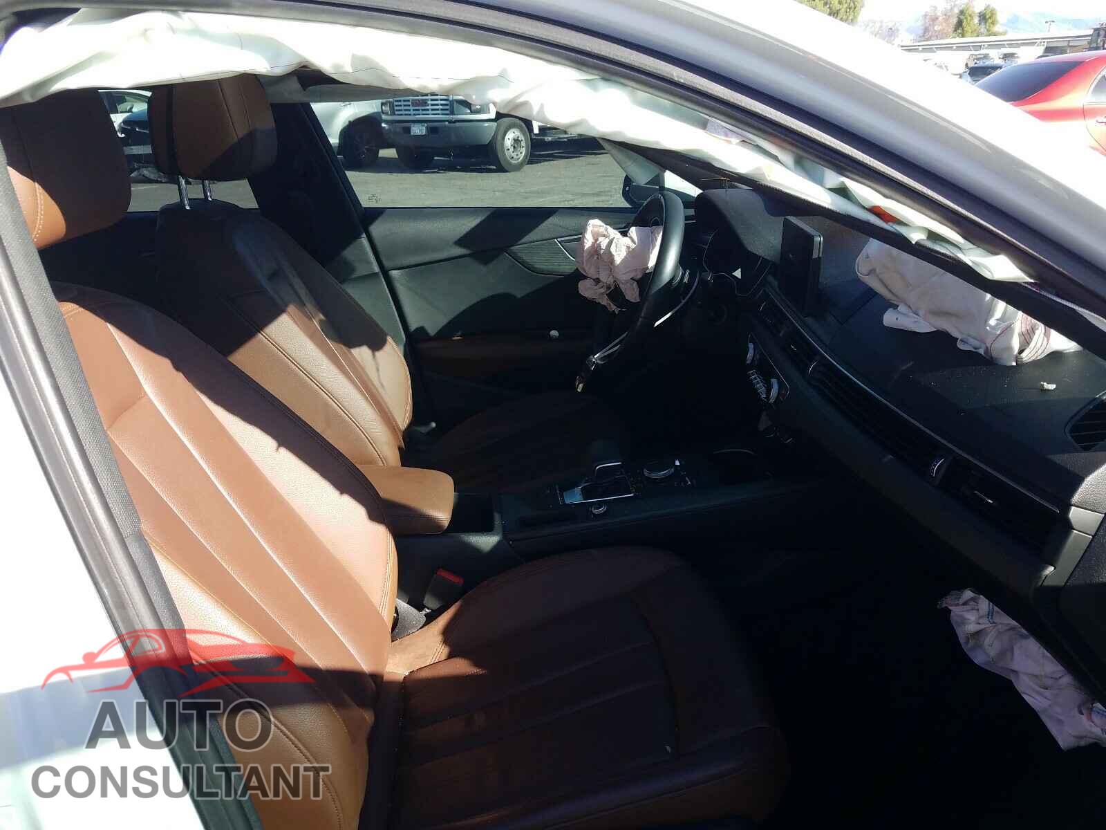 AUDI A4 2018 - WAUKMAF47JA091287