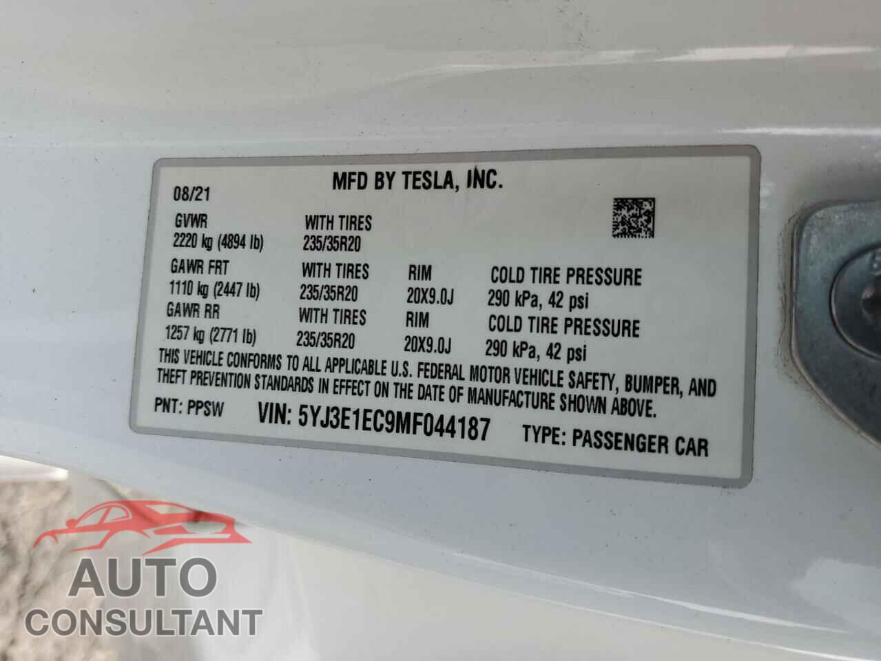 TESLA MODEL 3 2021 - 5YJ3E1EC9MF044187