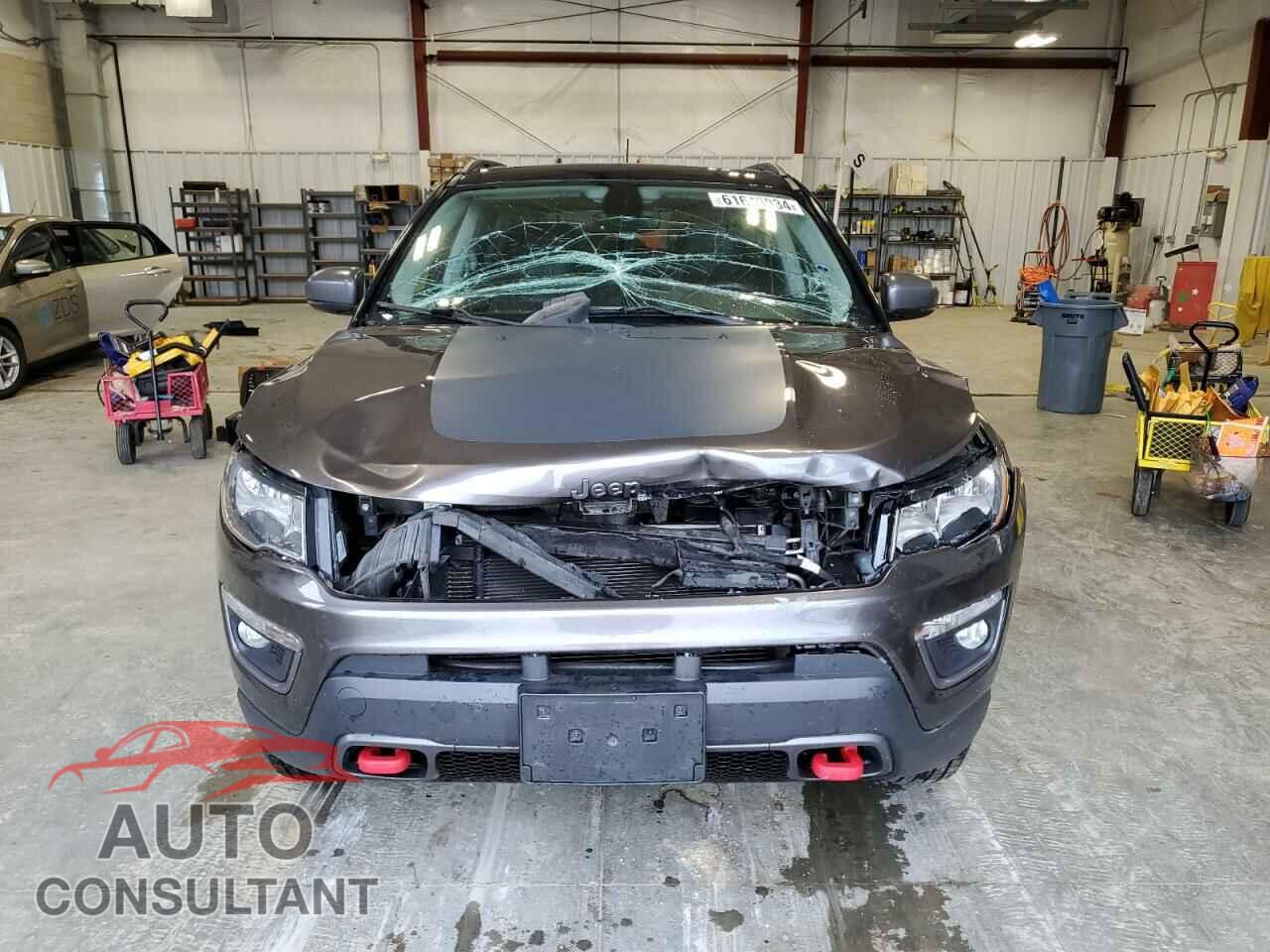 JEEP COMPASS 2017 - 3C4NJDDB2HT624533