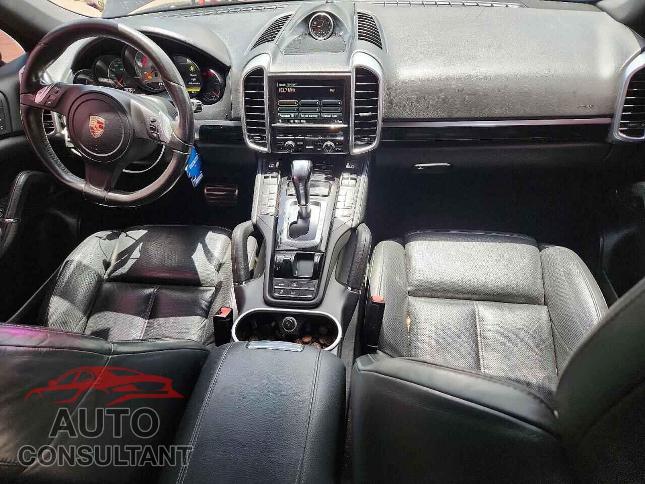 PORSCHE CAYENNE 2013 - WP1AB2A22DLA80611