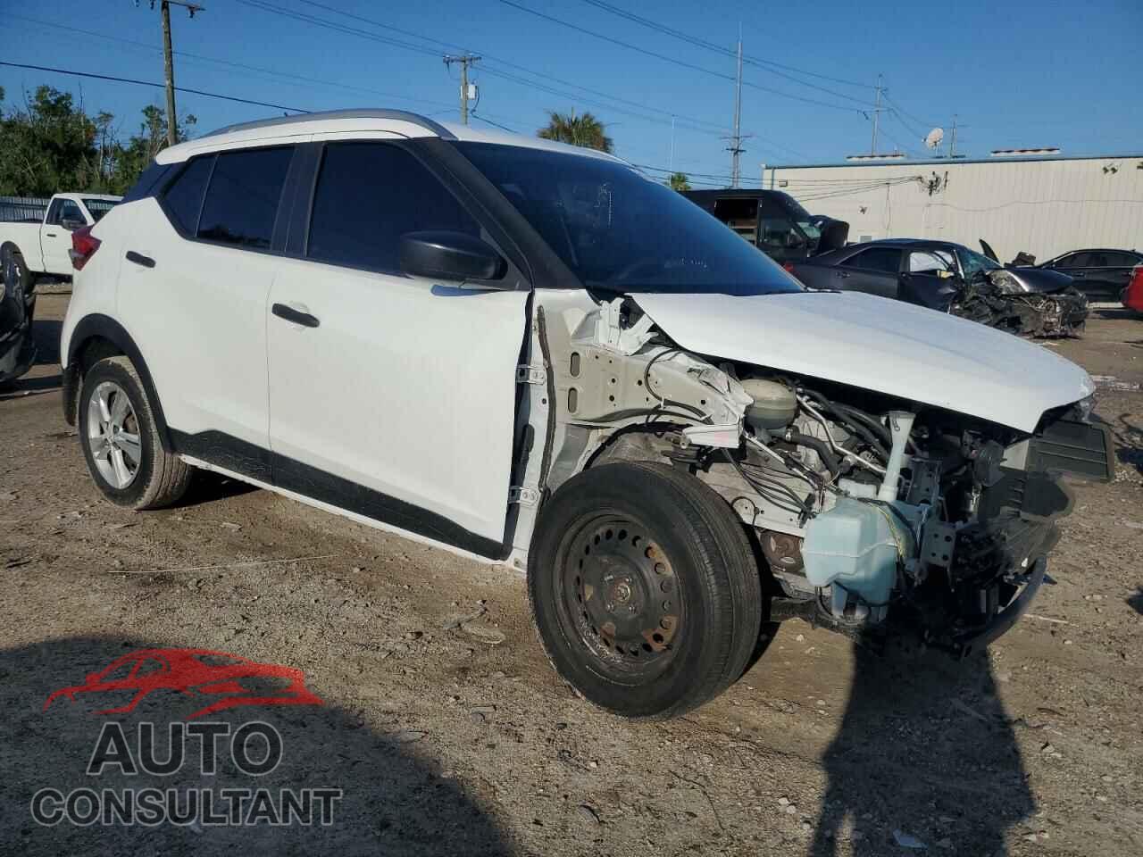 NISSAN KICKS 2019 - 3N1CP5CU3KL491113