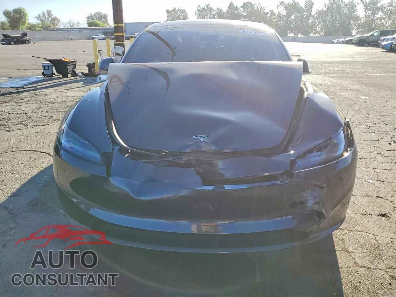 TESLA MODEL 3 2024 - 5YJ3E1EAXRF823605