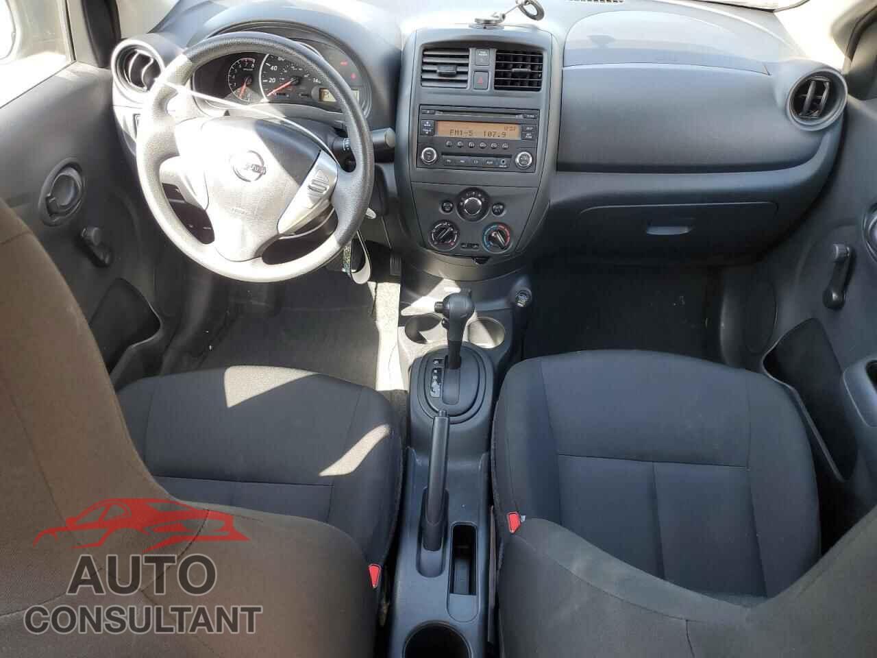 NISSAN VERSA 2017 - 3N1CN7AP3HL834431