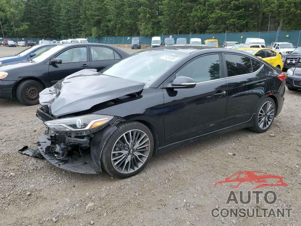 HYUNDAI ELANTRA 2018 - KMHD04LB2JU454102