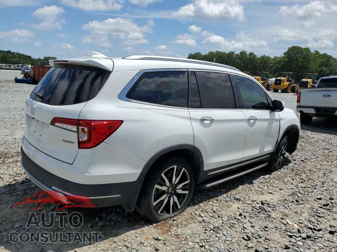 HONDA PILOT 2021 - 5FNYF5H90MB001836