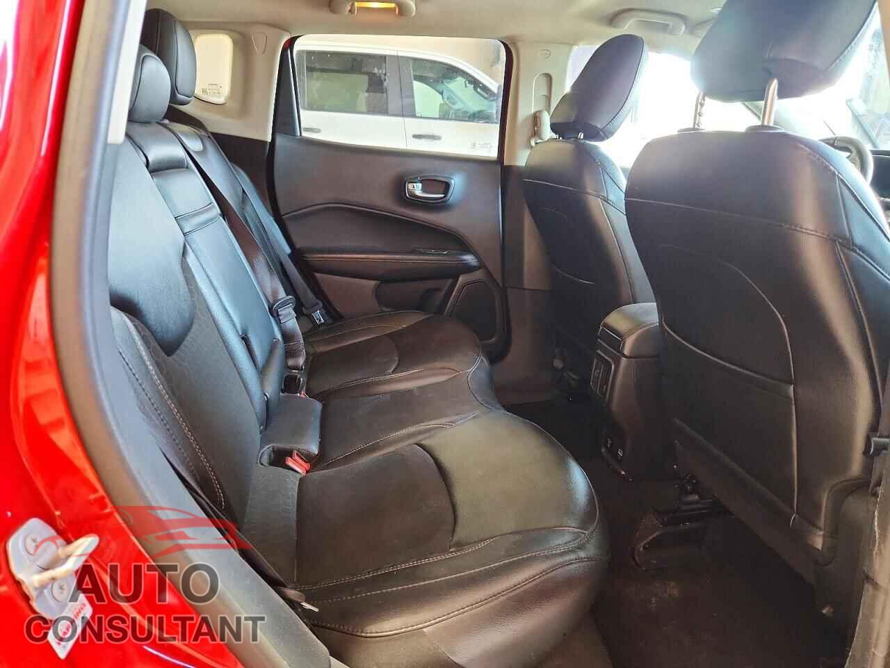 JEEP COMPASS 2019 - 3C4NJDBB8KT734576