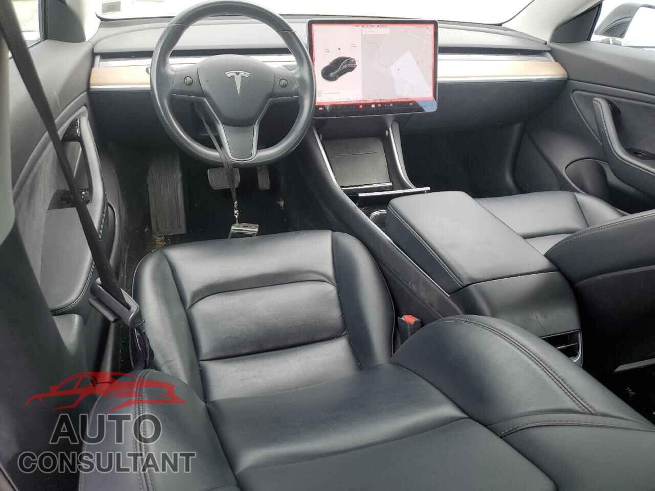 TESLA MODEL 3 2019 - 5YJ3E1EA8KF306177