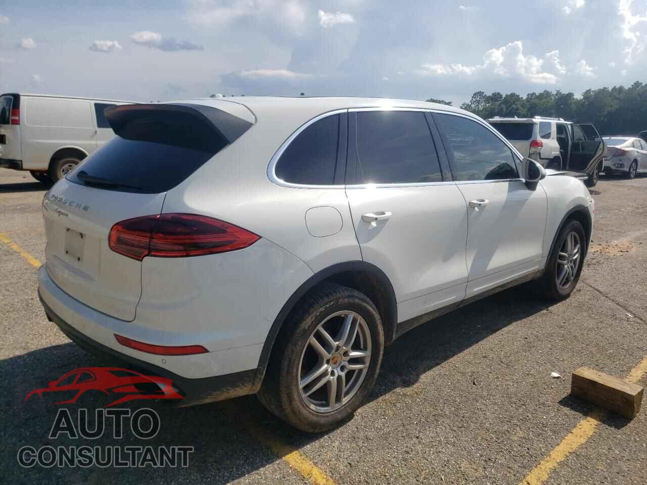 PORSCHE CAYENNE 2016 - WP1AA2A22GLA10730