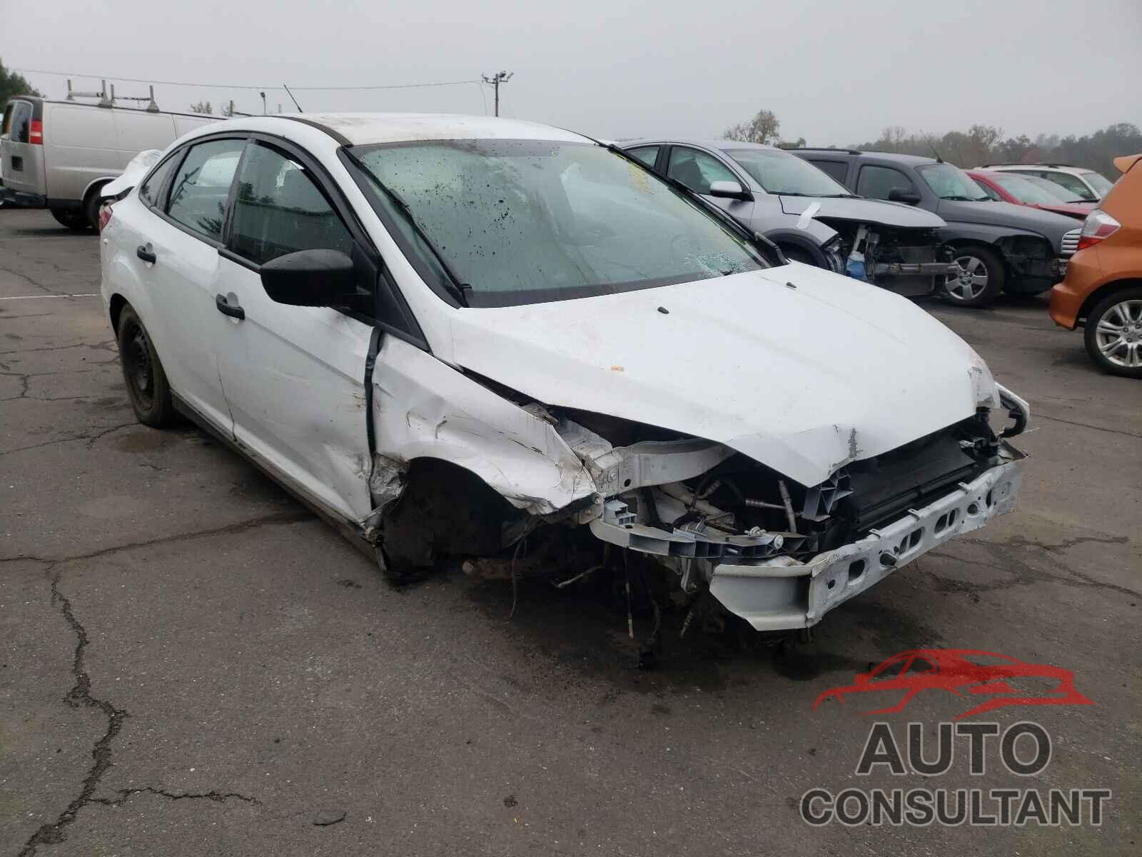 FORD FOCUS 2018 - 1FADP3E20JL225906