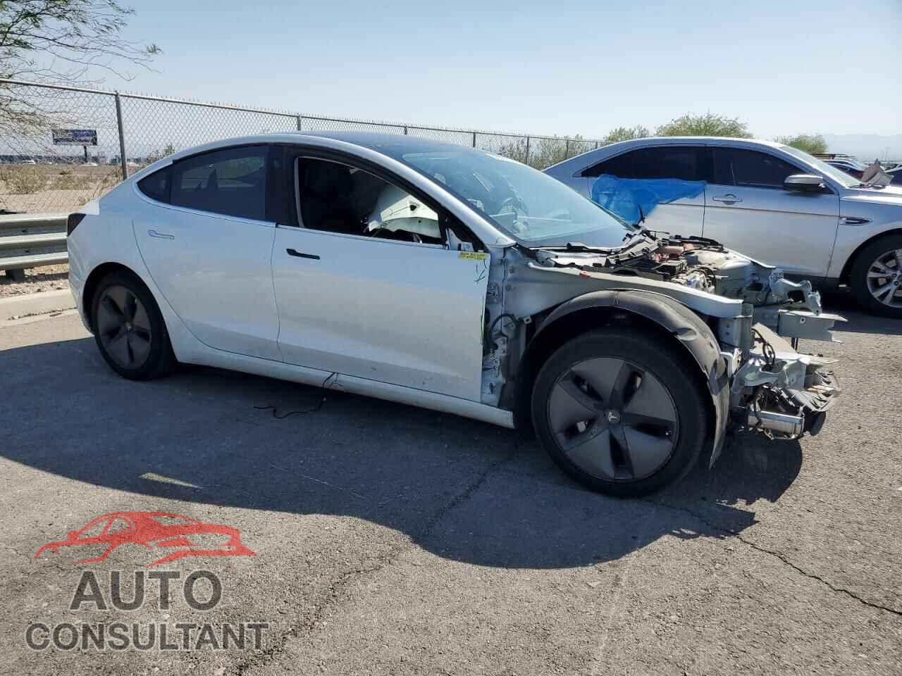 TESLA MODEL 3 2018 - 5YJ3E1EA1JF040077