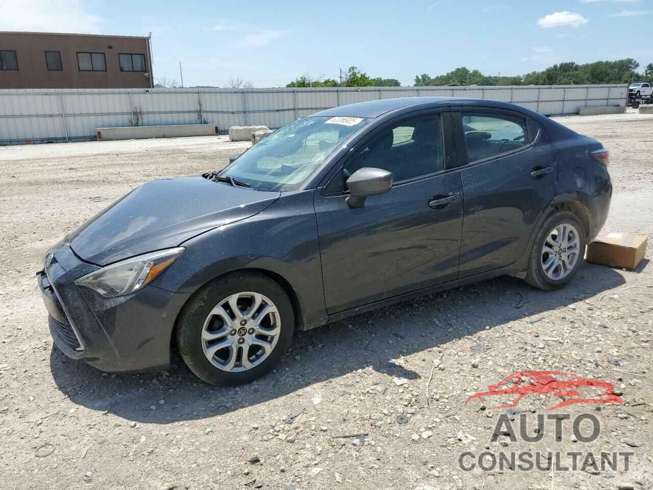 TOYOTA YARIS 2017 - 3MYDLBYV5HY177893