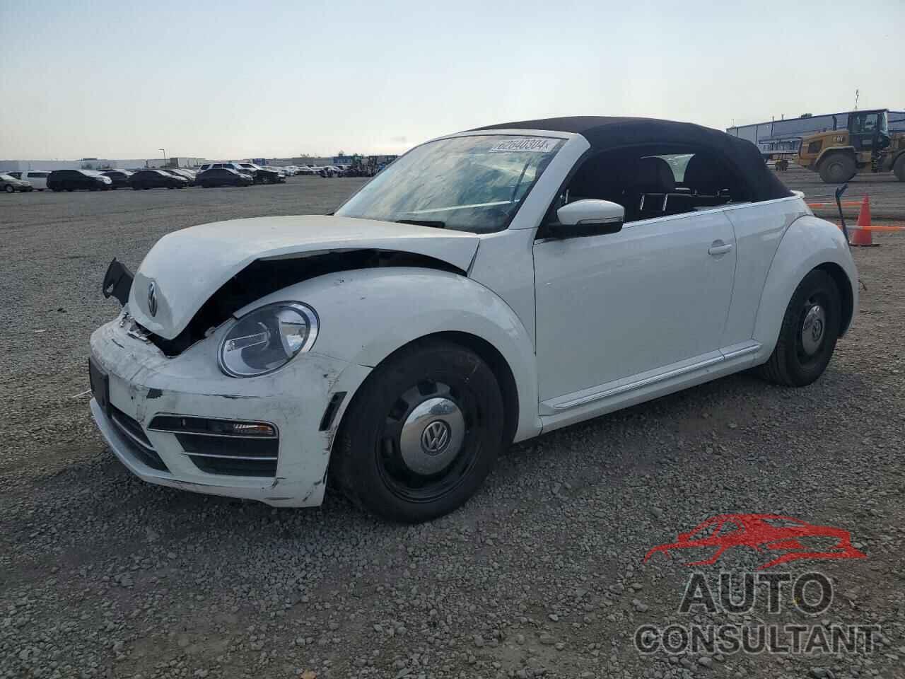 VOLKSWAGEN BEETLE 2018 - 3VW5DAAT5JM516391